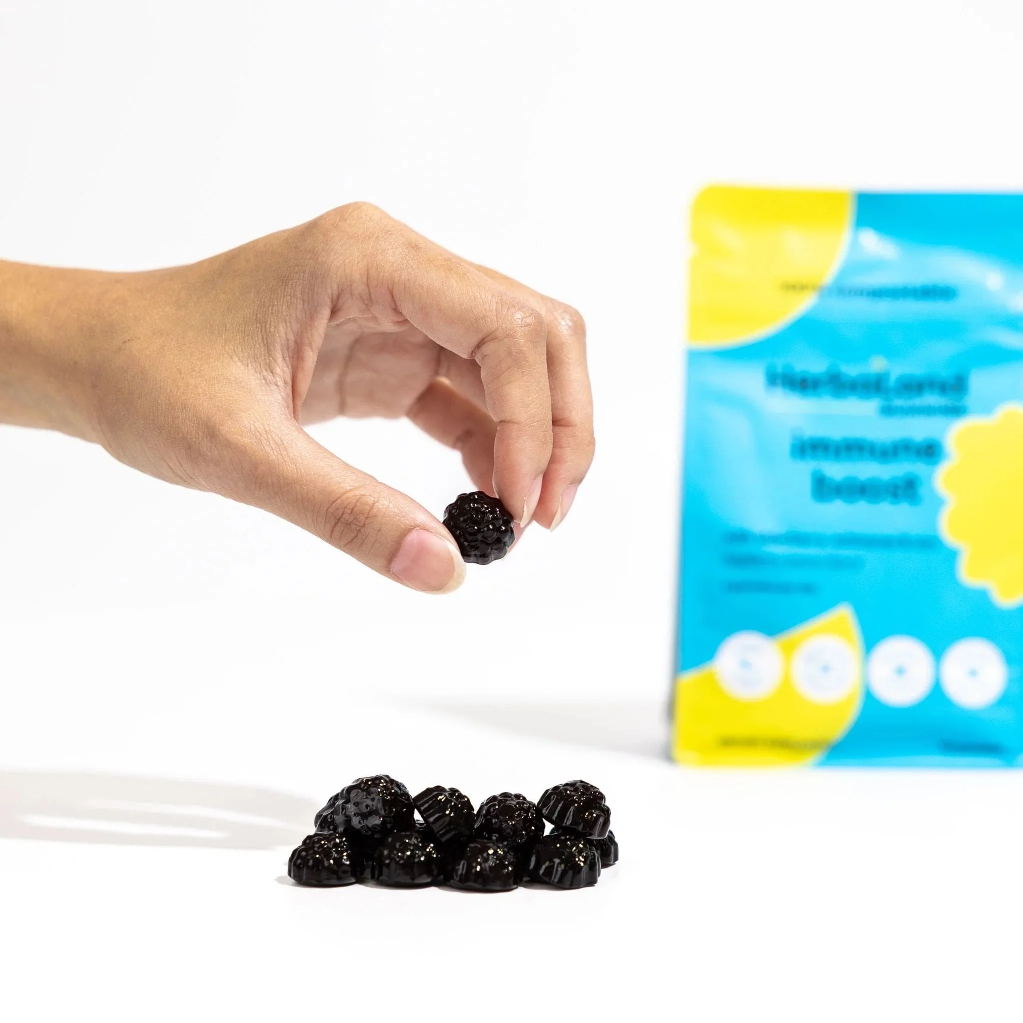 Herbaland Immune Boost, Vitamin C, Elderberry, Echinacea and Zinc Gummies, 60 Gummies - Image 4